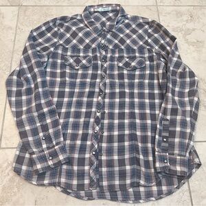 Free- Maurices Plaid flannel
